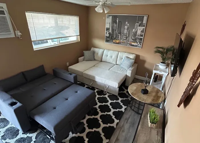 Apartment Restful Hangout