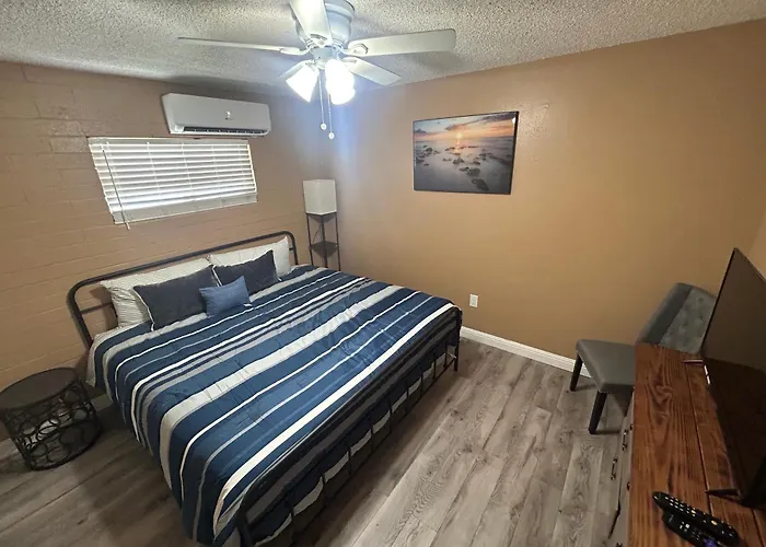 Restful Hangout Apartment